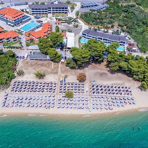 Lagomandra Beach Hotel